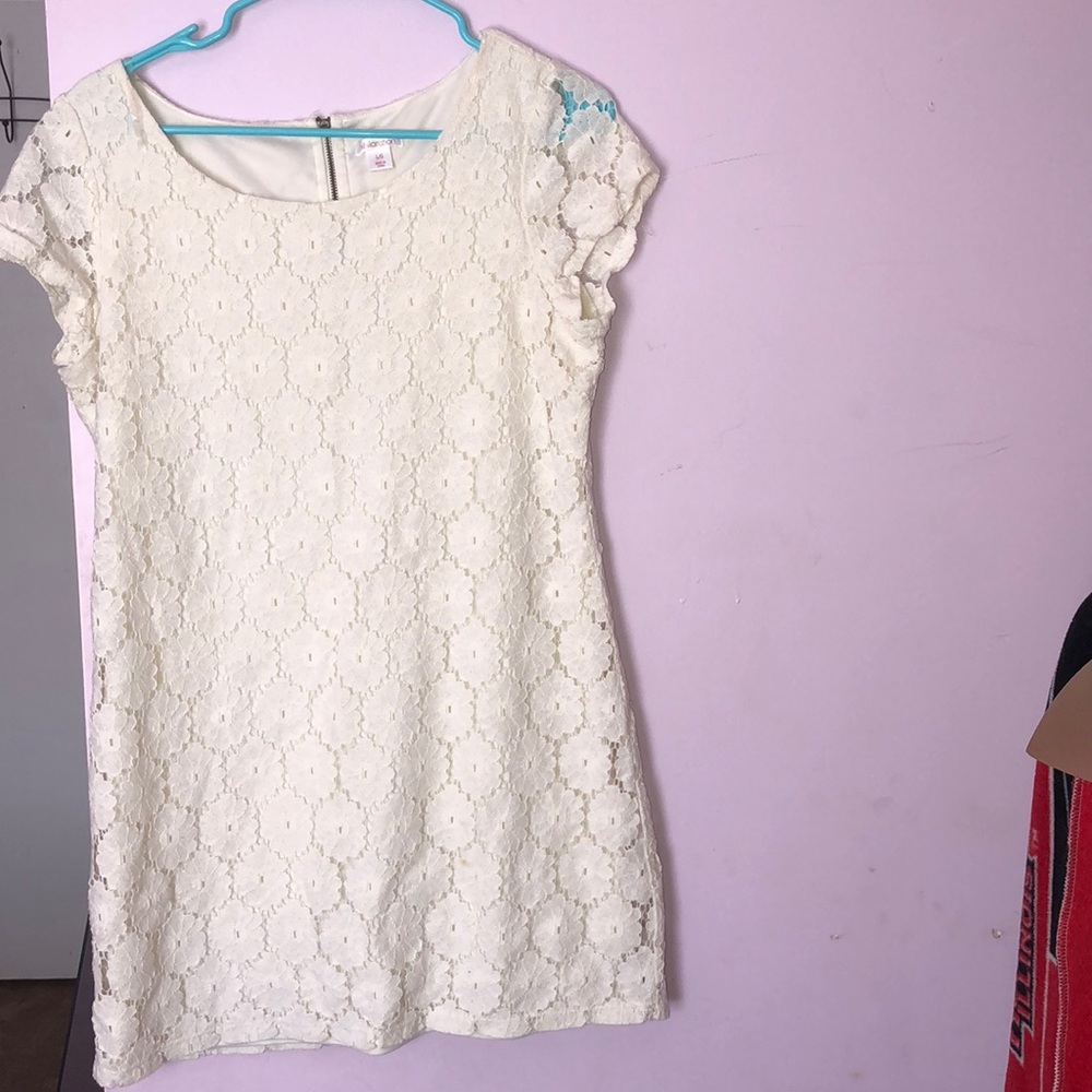 Lace dress